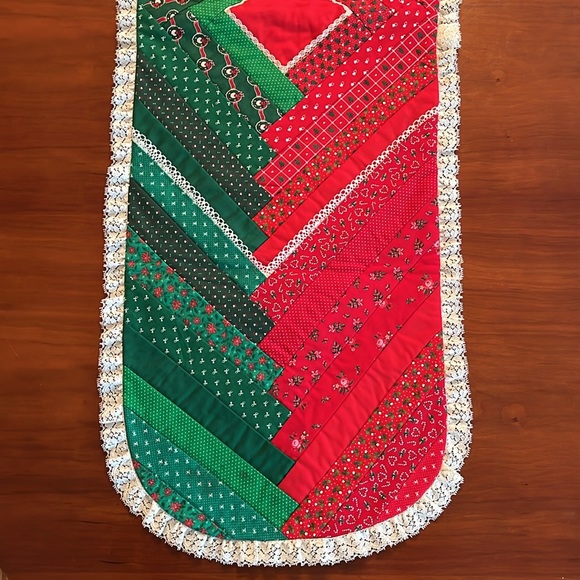 Christmas 🤶 Vintage handmade table runner - Picture 3 of 7
